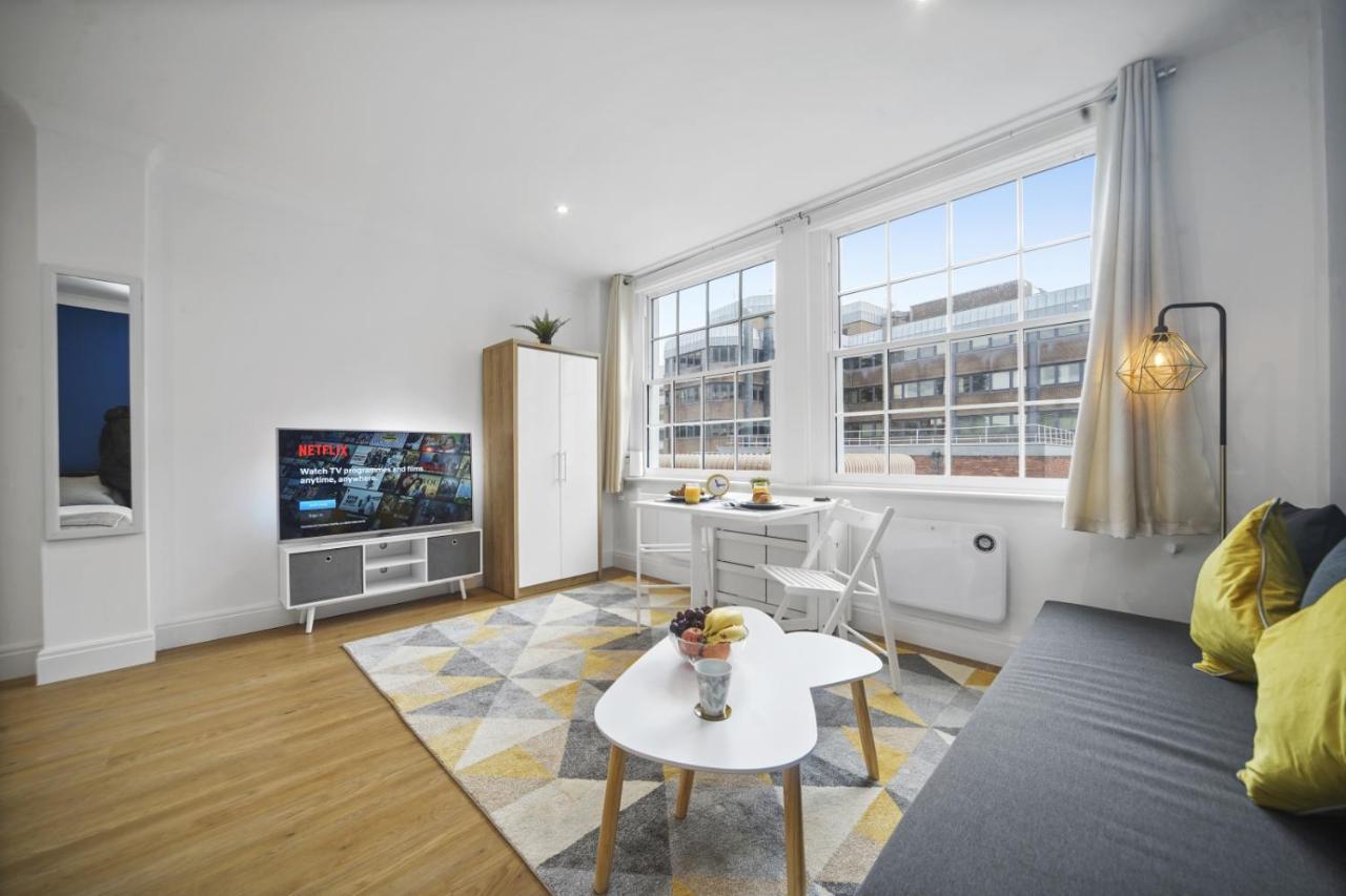 Studio Apartment By Homely Stays London Ngoại thất bức ảnh